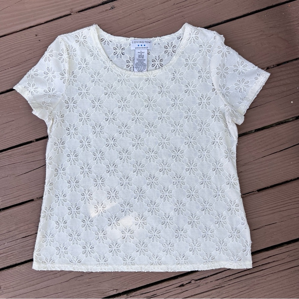 🐦‍🔥2 for $20🐦‍🔥 90’s/00’s Covington cream floral lace short sleeve top